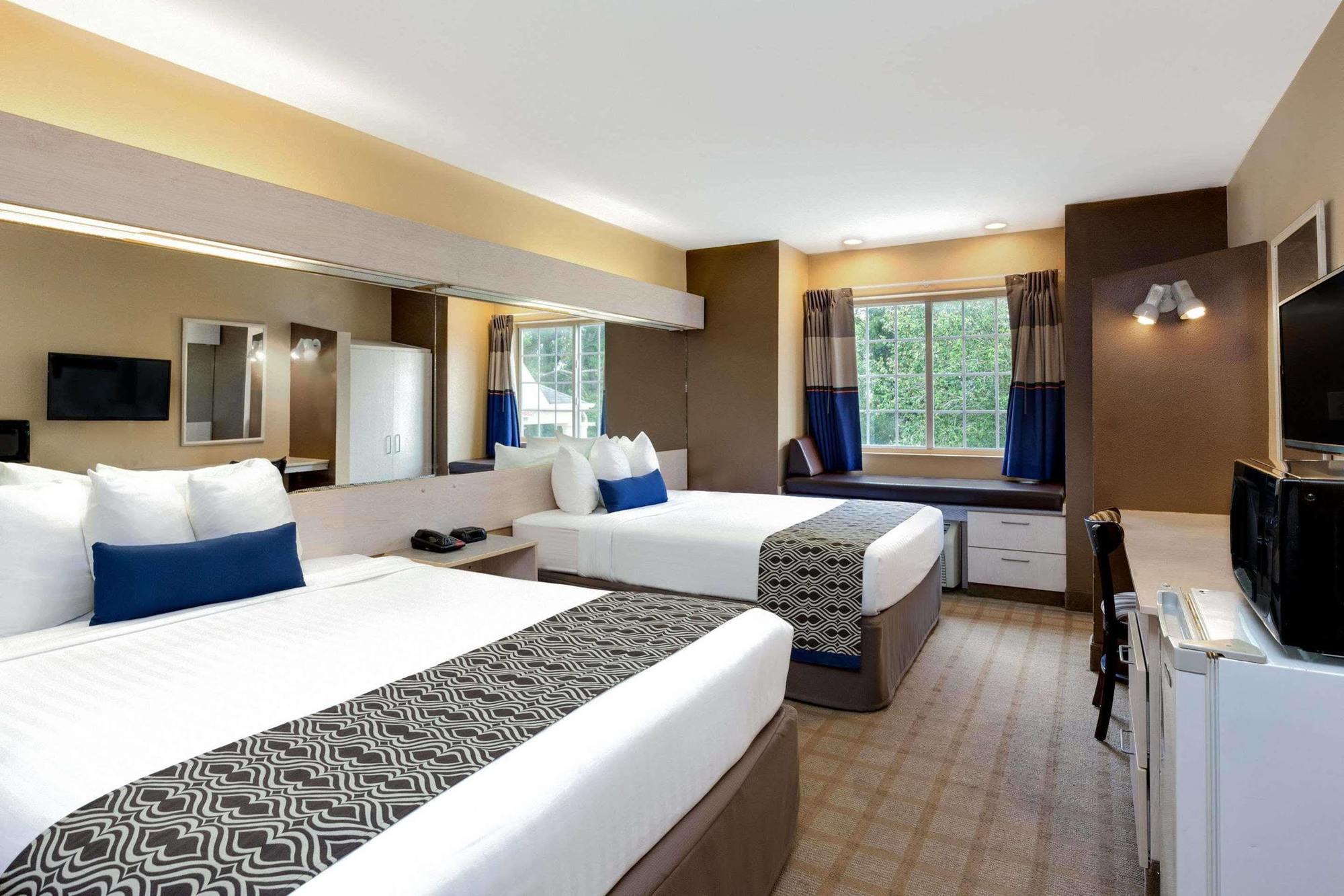 Microtel Inn And Suites Lafayette Εξωτερικό φωτογραφία